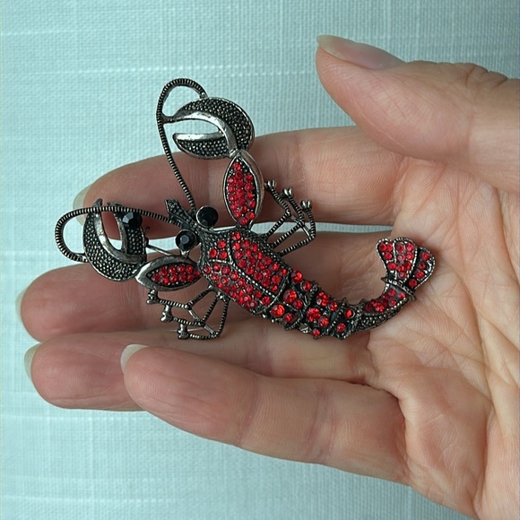 Jewelry - Vintage Lobster Brooch Pin